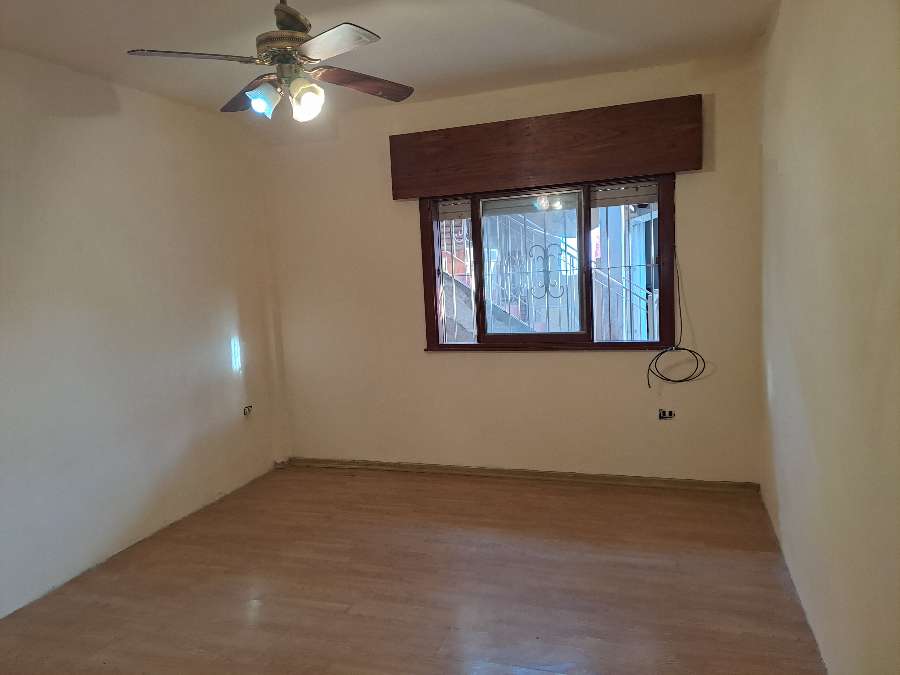 Casa Con Departamento Monoambiente Atrs (2viviendas) - Casa en Venta en Hurlingham con 3 dorm., 3 amb., 155 m2 cubiertos y 250 m2 totales - imagen 7