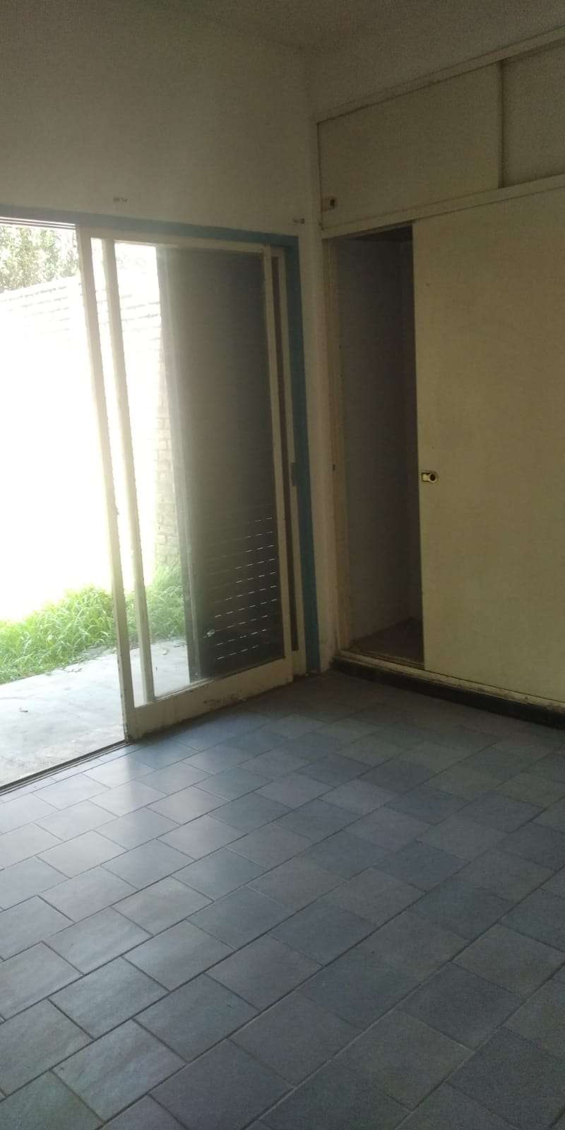Departamento en Venta en Ezeiza con · dueño directo · 1 dorm · 2 ambientes · 63 m² de lote - Imagen 4