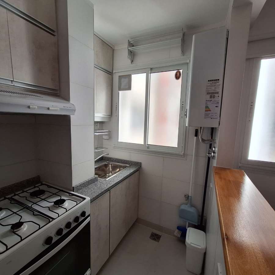2 Ambientes Amueblado Y Equipado Luminoso Lateral Recoleta - Departamento en Alquiler en Recoleta con 1 dorm., 2 amb. y 35 m2 cubiertos - imagen 9