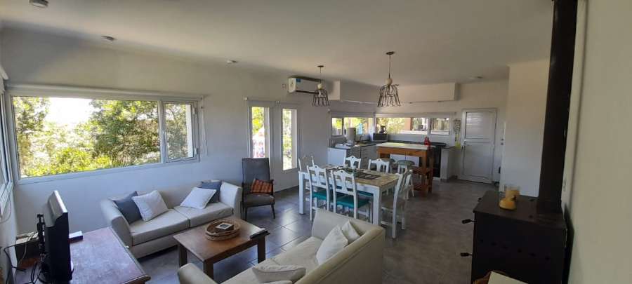 Oportunidad: Casa en Venta en Reta · dueño directo · 2 dorm · 5 cocheras · 312 m² de lote - Imagen 2