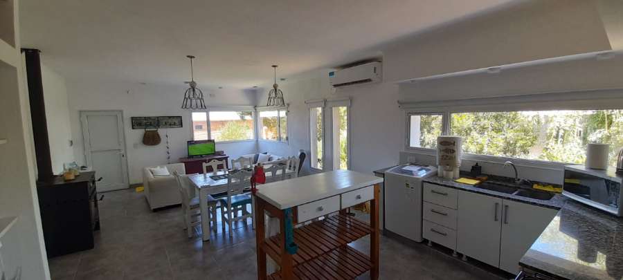 Oportunidad: Casa en Venta en Reta · dueño directo · 2 dorm · 5 cocheras · 312 m² de lote - Imagen 3