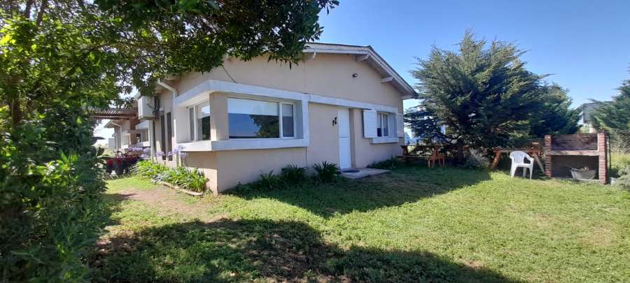 Venta De Casa En Balneario Reta, De 70m2 De Sup Cub, A 8 Cuadras Del Mar - Casa en Venta en Reta con 2 dorm., 4 amb., 70 m2 cubiertos y 312 m2 totales - imagen 9