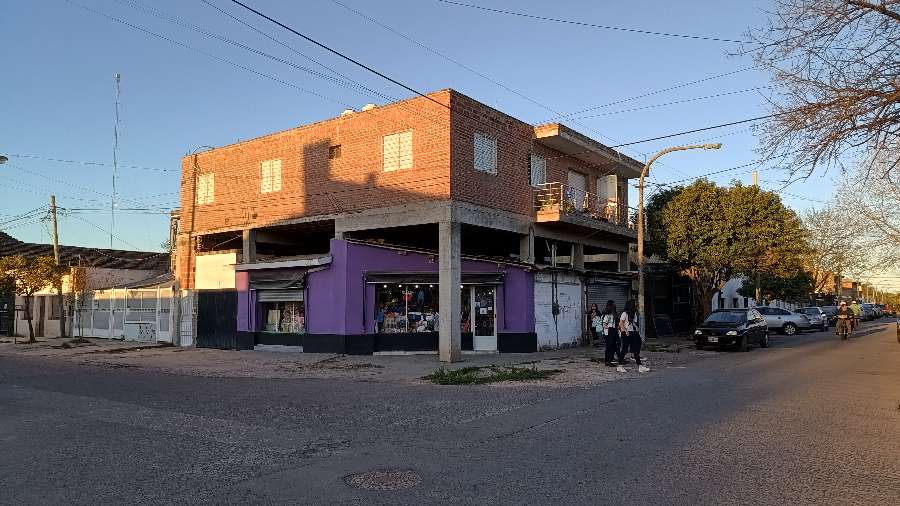 Departamento único en Rosario en Venta · dueño directo · 4 o más dorm · cochera · 162 m² de lote - Imagen 1