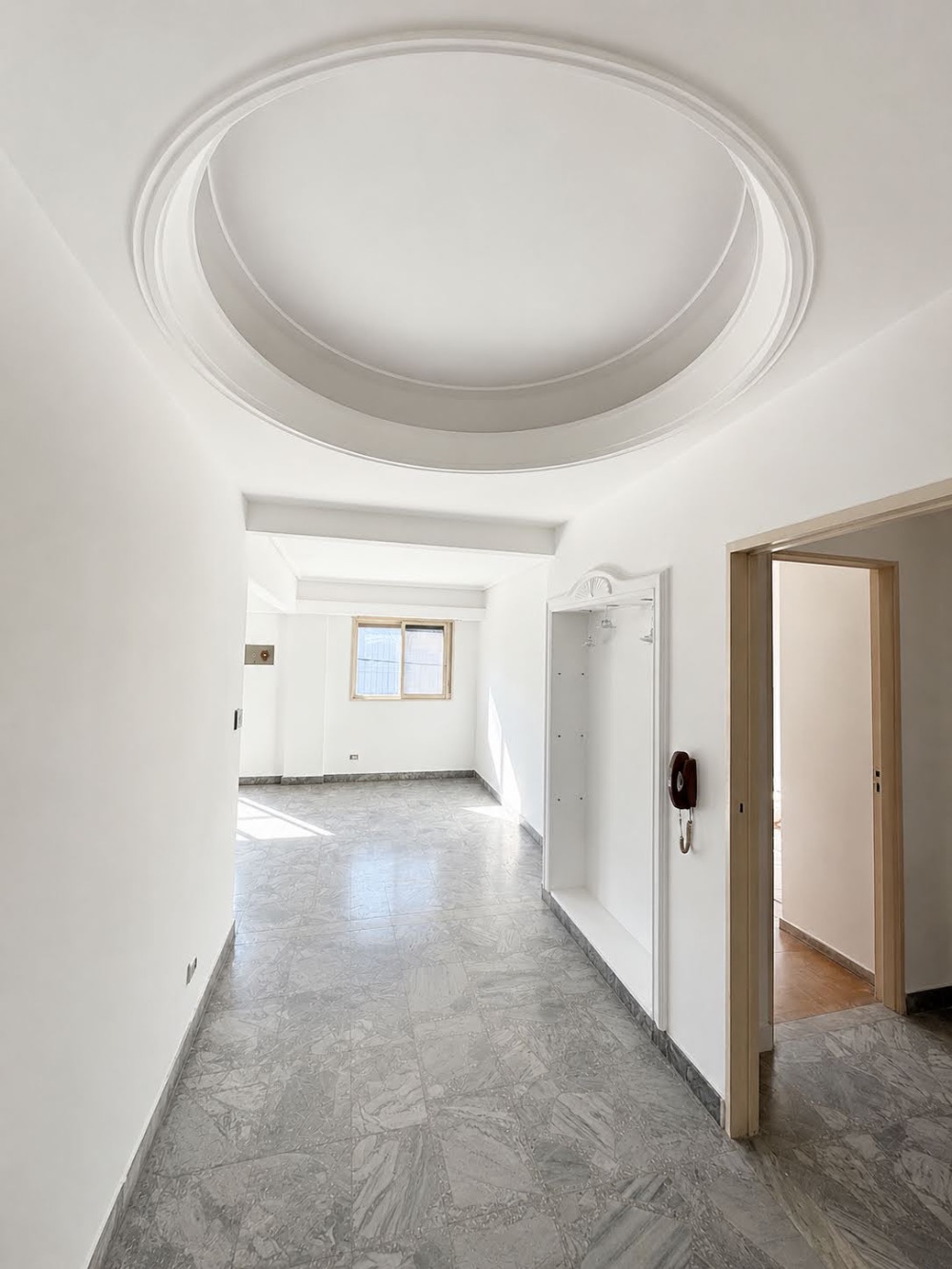 Casa En Venta En San Justo, Buenos Aires, Con 3 Dormitorios Y 2 Locales - Casa en Venta en San Justo con 3 dorm., 6 amb., 300 m2 cubiertos y 300 m2 totales - imagen 6