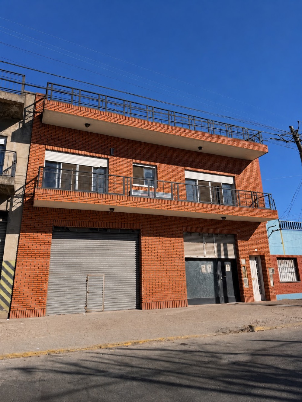 Casa única en San Justo en Venta · dueño directo · 3 dorm · 2 cocheras · 300 m² de lote - Imagen 1
