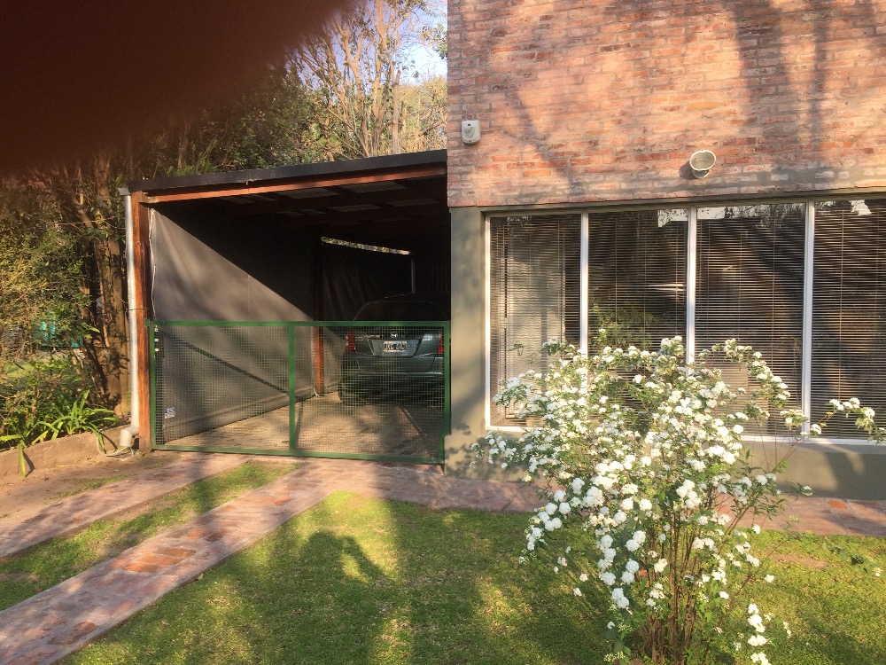 Dueo Casa En Alquiler En Pueblo Esther, Rosario, Con 2 Dormitorios Y Cochera - Casa en Alquiler en Rosario con 2 dorm., 5 amb., 110 m2 cubiertos y 225 m2 totales - imagen 11
