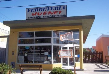 Calle 1  557 Las Toninas, Santa Teresita