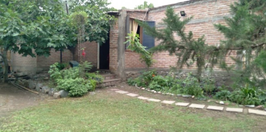Casa en Venta en Chumbicha con 3 dorm., 75 m2 cubiertos y 525 m2 totales - imagen 1