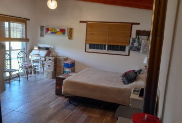 Casa disponible para la en Venta en Alta Gracia · dueño directo · 3 dorm · 2 cocheras · 924 m² de lote - Imagen 4