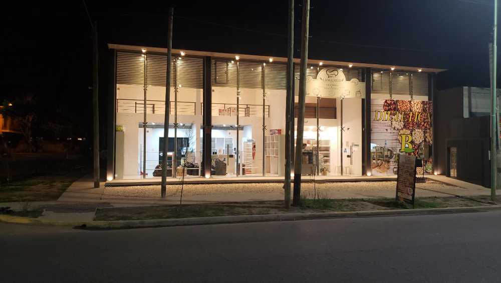 Dueo Alquila Local A Estrenar En Iportante Esquina De Zona Muy Transitada - Local en Alquiler en City Bell con 72 m2 cubiertos - imagen 8