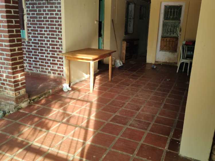 Casa única en Puerto Iguazú en Venta · dueño directo · 4 o más dorm · 2 cocheras · 504 m² de lote - Imagen 2