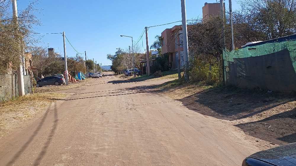 Casa en Venta en Rio Ceballos, · barrio privado · dueño directo · 300 m² de lote - Imagen 2