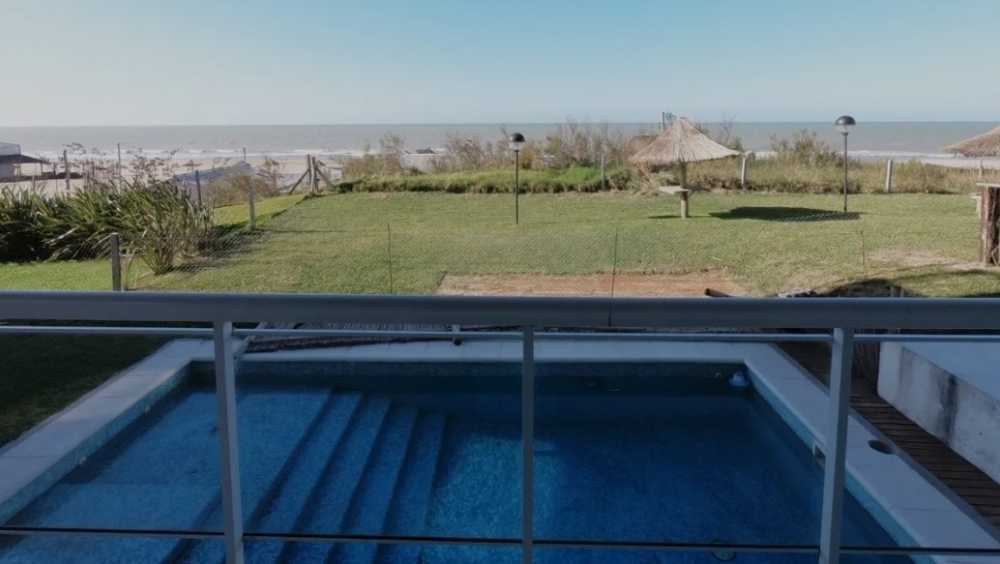 Casa en Pinamar para en Temporario · barrio con seguridad · dueño directo · No tiene dorm · cochera - Imagen 2