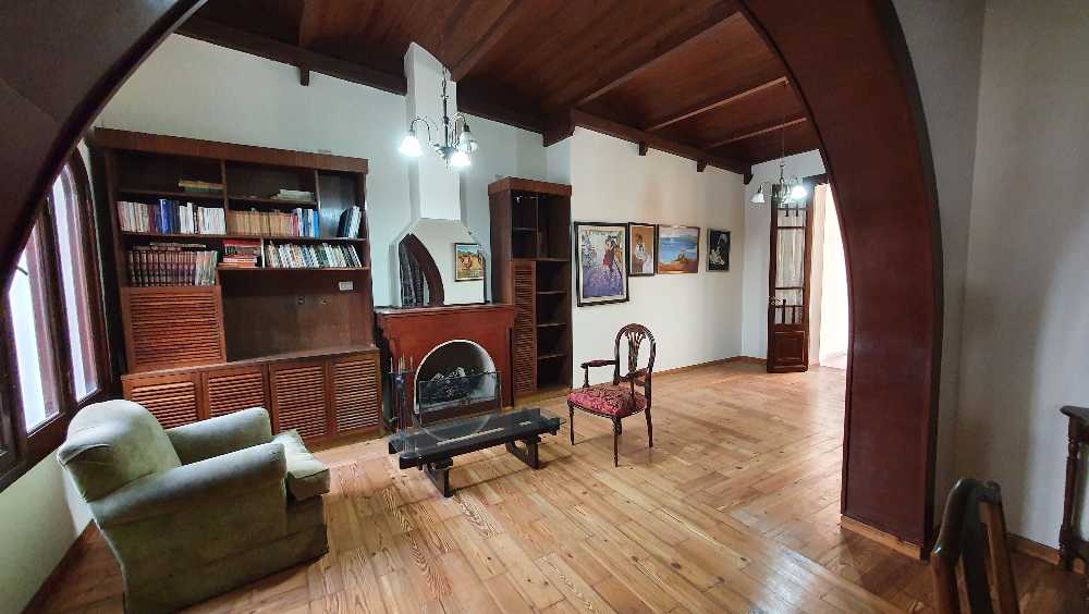 Casa De Primera 408m2 En Microcentro De Tucuman - Casa en Alquiler en San Miguel de Tucumán con 3 dorm., 6 amb., 300 m2 cubiertos y 408 m2 totales - imagen 2