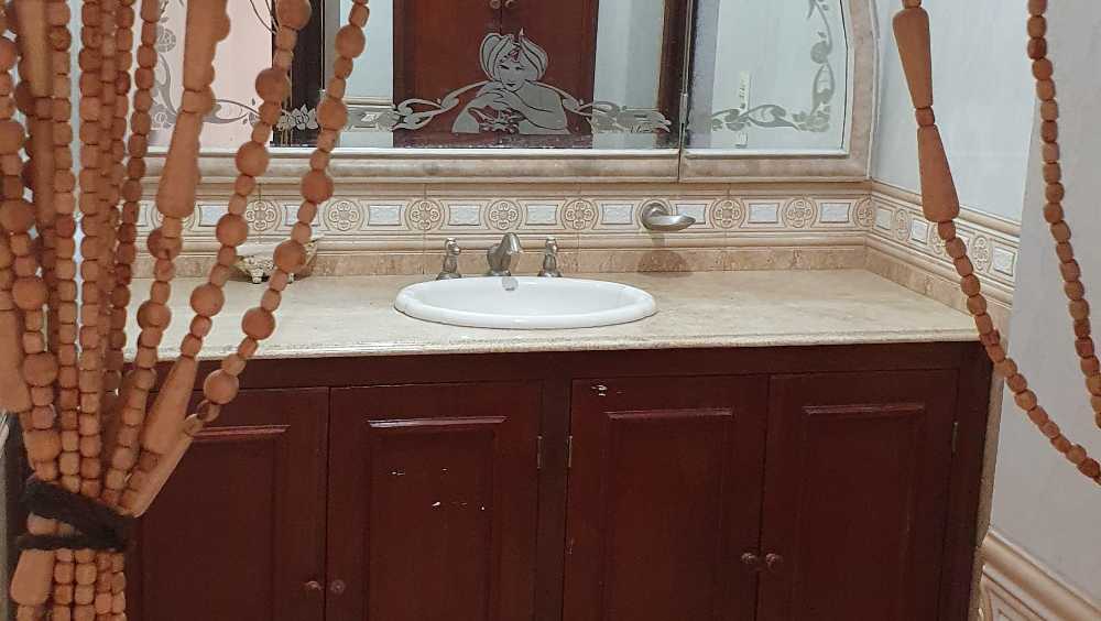 Casa De Primera 408m2 En Microcentro De Tucuman - Casa en Alquiler en San Miguel de Tucumán con 3 dorm., 6 amb., 300 m2 cubiertos y 408 m2 totales - imagen 6
