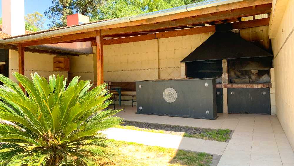 Excelente Casa Quinta En Pilar Con Pileta Y Cancha De Tenis - Casa en Temporario en Pilar con 4 dorm. y 450 m2 cubiertos - imagen 10