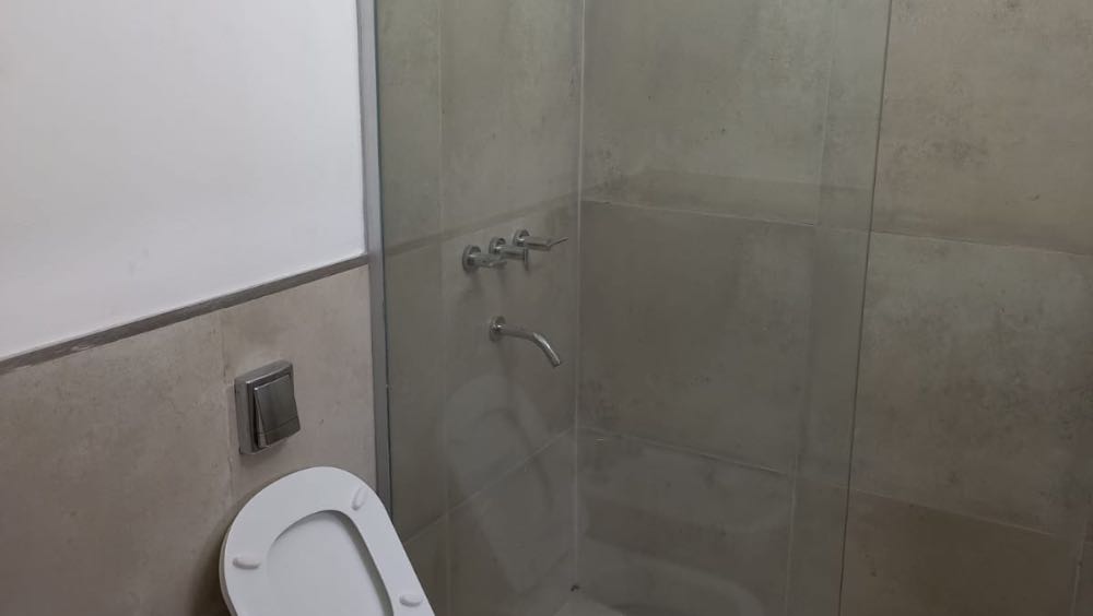 Casa moderna 3 dorm 3 baños piscina - Imagen 4