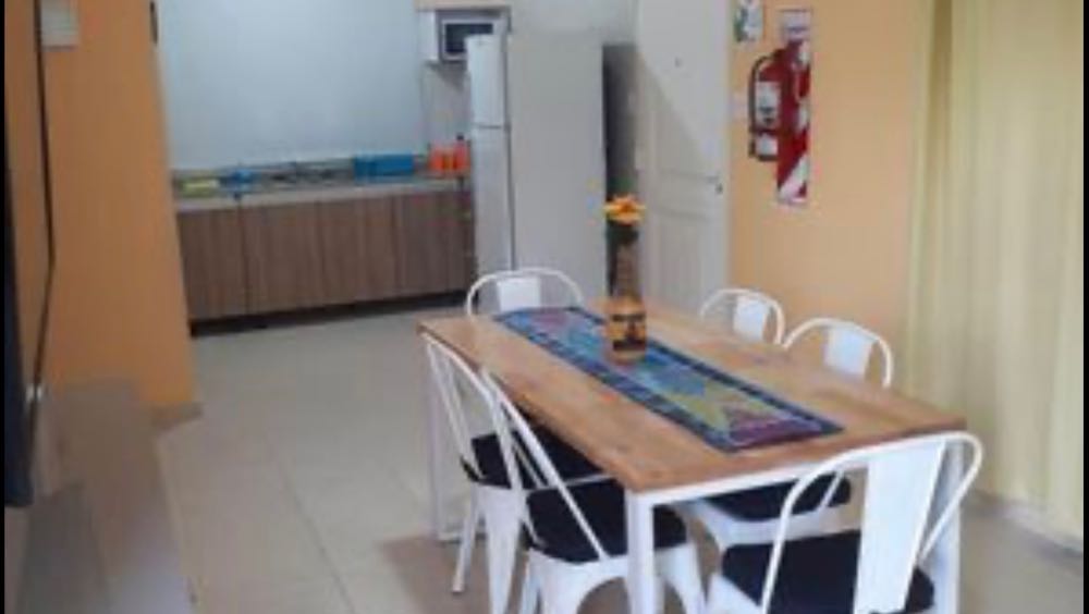 Local disponible en Cosquin · dueño directo · 4 ambientes - Imagen 2