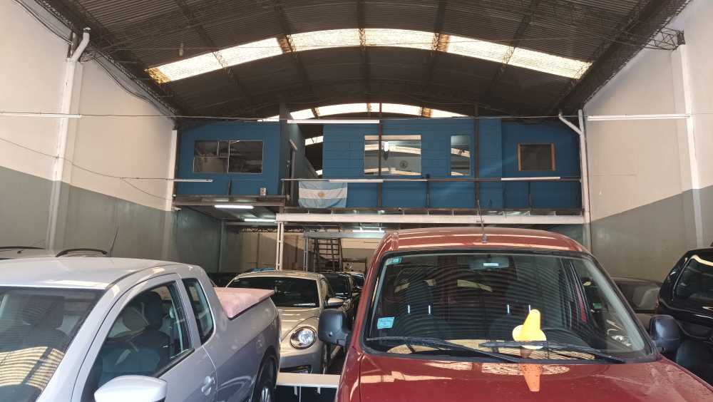 Galpón en San Justo: en Venta · dueño directo · 5 cocheras · 900 m² de lote - Imagen 4