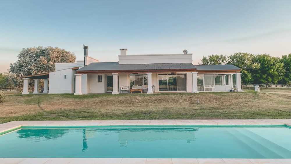 Dueo Alq. Estancia Las Lilas. Lujn. 10 Camas. Chacra 1 Ha. - Casa en Temporario en Luján con 3 dorm. y 300 m2 cubiertos - imagen 1