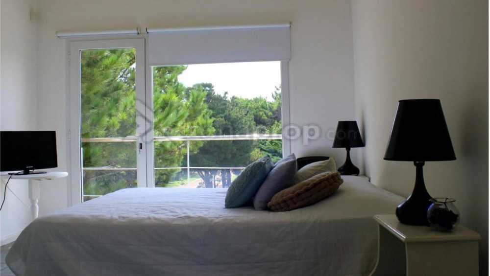 Dueo Alq La Baronesa, 11 Pers, C/piscina, A 1 Cuadra Del Mar - Casa en Temporario en Pinamar con 4 dorm., 6 amb., 300 m2 cubiertos y 800 m2 totales - imagen 5