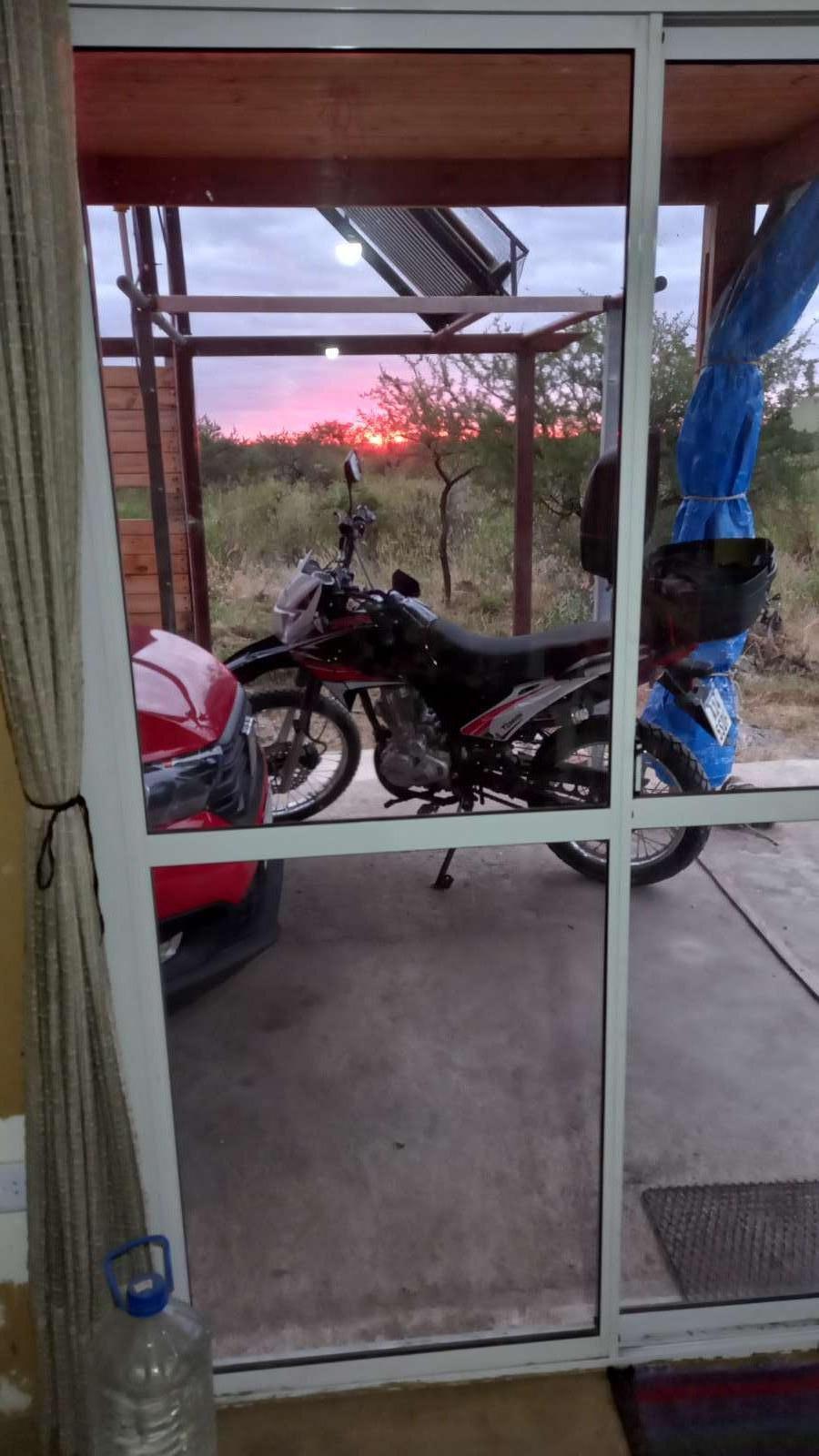 Vendo Casa Con Mobiliario, Pickup, Moto - Casa en Venta en Capilla del Monte con 3 dorm., 4 amb., 100 m2 cubiertos y 800 m2 totales - imagen 7