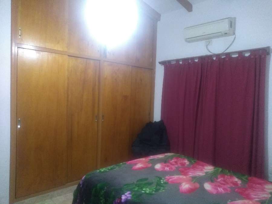 Comprar Casa en Colonia Caroya · dueño directo · 3 dorm · cochera · 570 m² de lote - Imagen 2