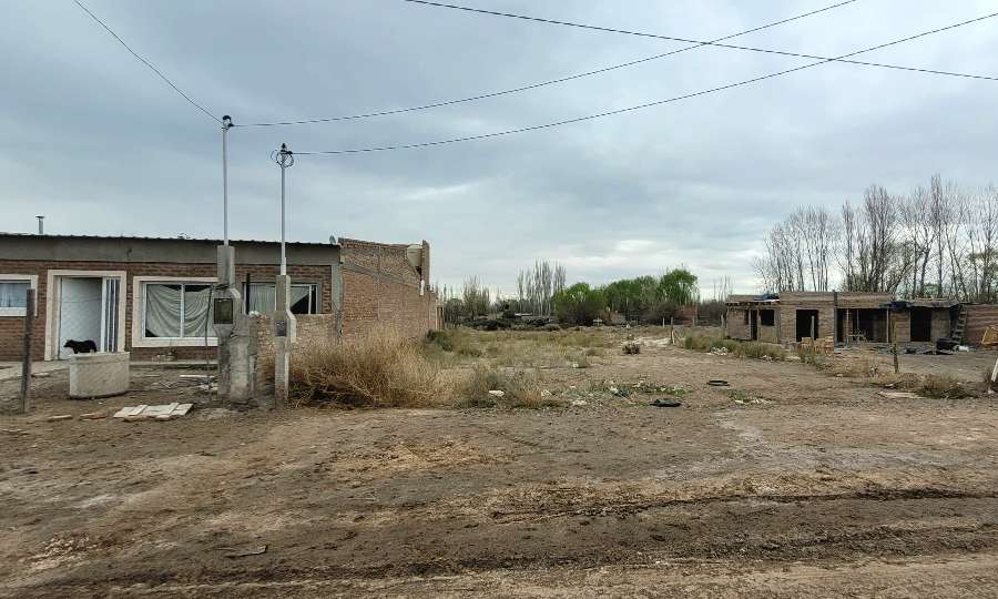 Vendo Terreno En Barrio Santa Elena - Terreno en Venta en Cipolletti con 416 m2 de terreno - imagen 4