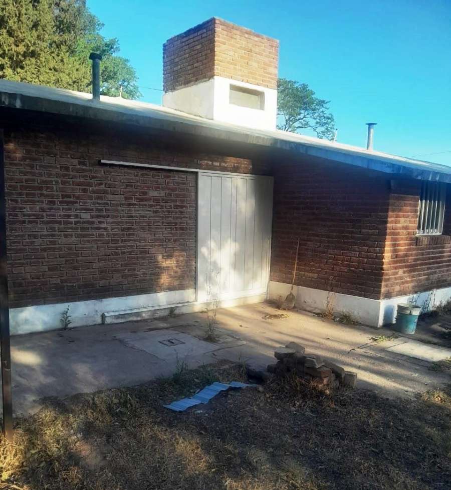 En Cosquin, Casa en Alquiler · dueño directo · 3 dorm · cochera · 1,05 m² de lote - Imagen 3