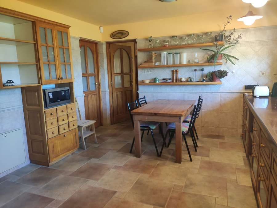 Casa Vacacional Para 12 Personas En Bariloche - Casa en Temporario en Bariloche con 4 dorm. y 6 amb. - imagen 6