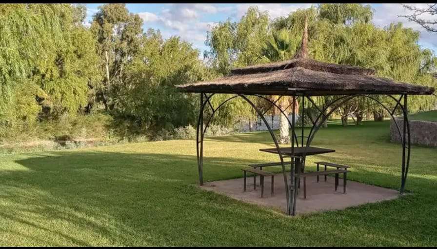 Terreno en Venta en San Rafael · frente 34 m · largo 62 m · 2,05 m² de lote · barrio privado - Imagen 4