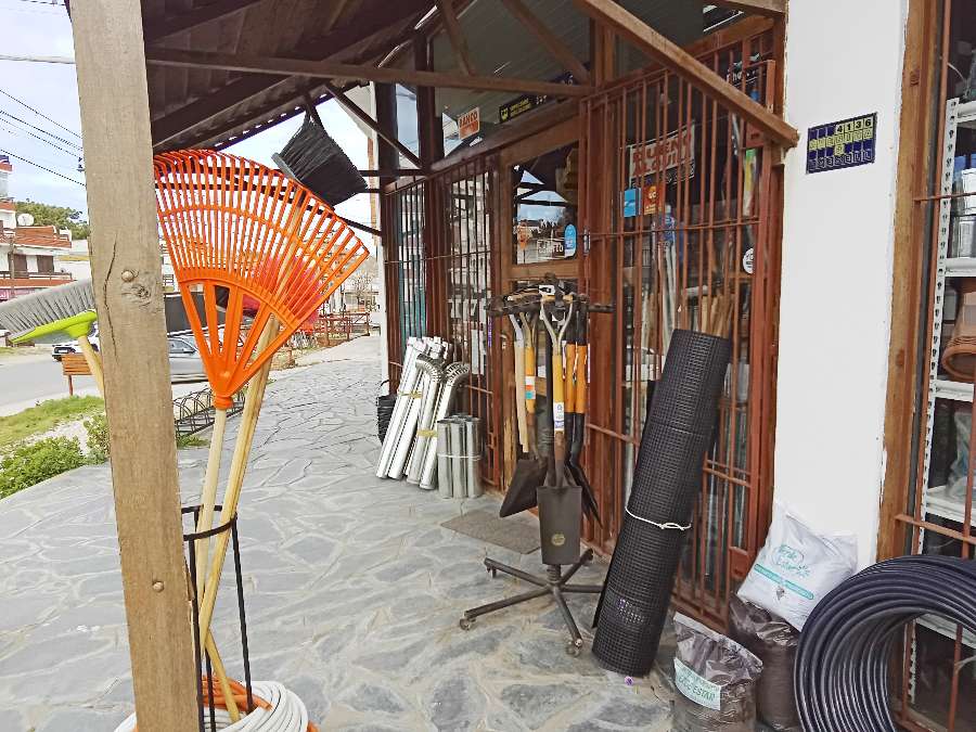 Ferreteria - Venta Por Jubilacion - 10 Años De Funcionamiento - Imagen 3