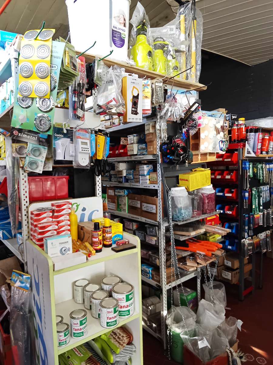Ferreteria - Venta Por Jubilacion - 10 Aos De Funcionamiento - Fondo de comercio en Venta en Villa Gesell con 160 m2 cubiertos - imagen 11