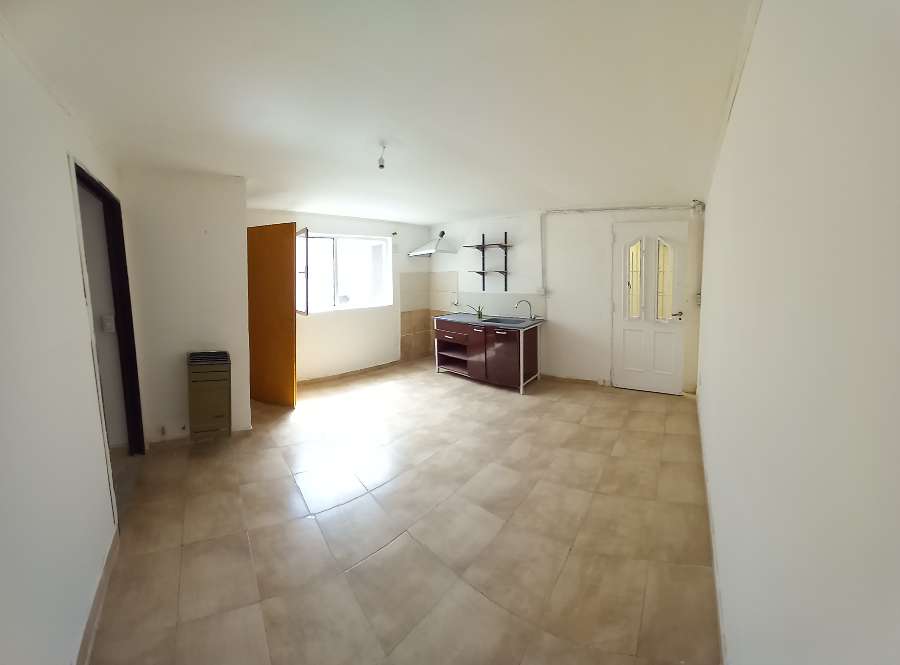 Particular Vende Casa En Neuqun Capital - Casa en Venta en Neuquén con 4 dorm., 6 amb., 292 m2 cubiertos y 150 m2 totales - imagen 12