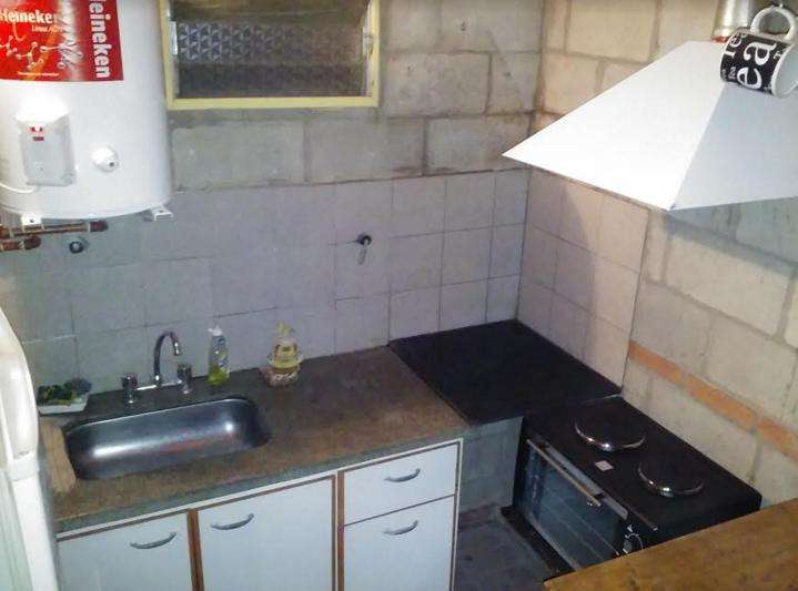 Oportunidad: Casa en Venta en San Luis · dueño directo · 4 o más dorm · 4 cocheras · 400 m² de lote - Imagen 2