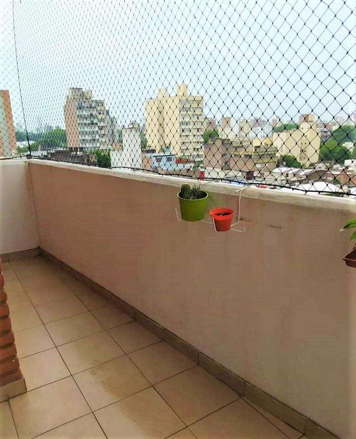 Piso Exclusivo Con Balcn A La Calle Y Cochera En Cafferata 1284 - Barrio Echesortu - Departamento en Venta en Rosario con 2 dorm. y 4 amb. - imagen 4