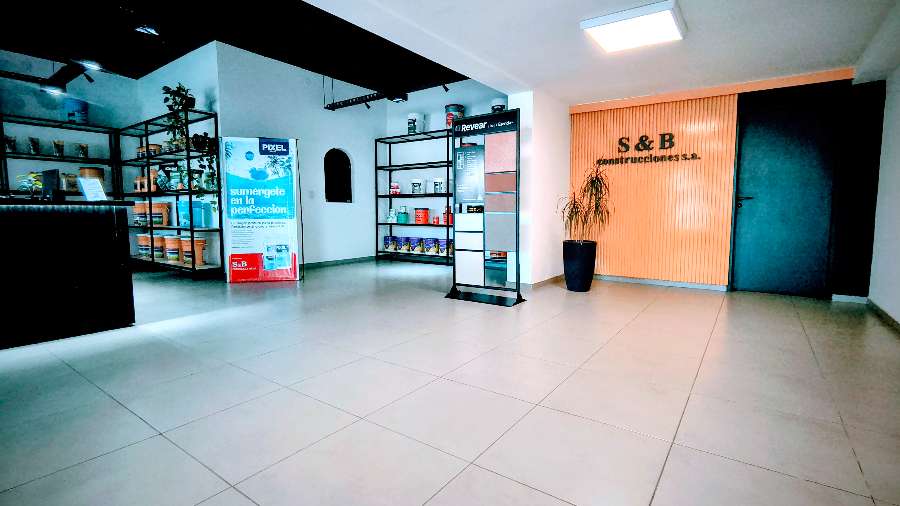 Oficinas comercialeas y galpones - Imagen 4