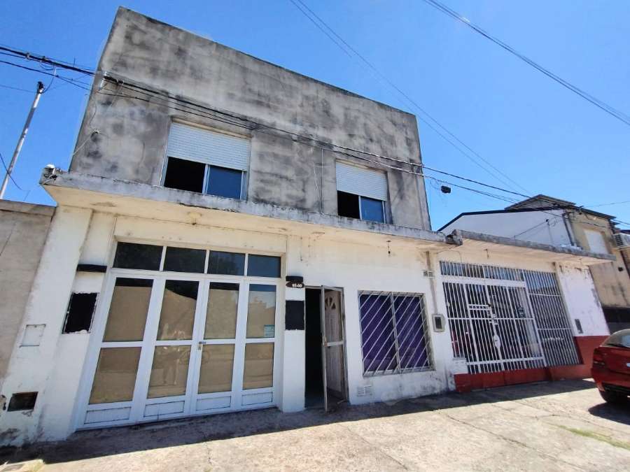 Particular Vende Importante Local Comercial Y Casa Familiar En Concepcin Del Uruguay, E. -venta To - Local en Venta en Concepción del Uruguay con 250 m2 cubiertos - imagen 2