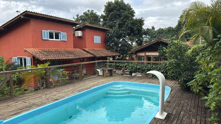 Alquiler De Casas En Praia Do Rosa, Santa Catarina, Brasil - Casa en Temporario en Vicente Lopez con 3 dorm., 4 amb., 150 m2 cubiertos y 800 m2 totales - imagen 5