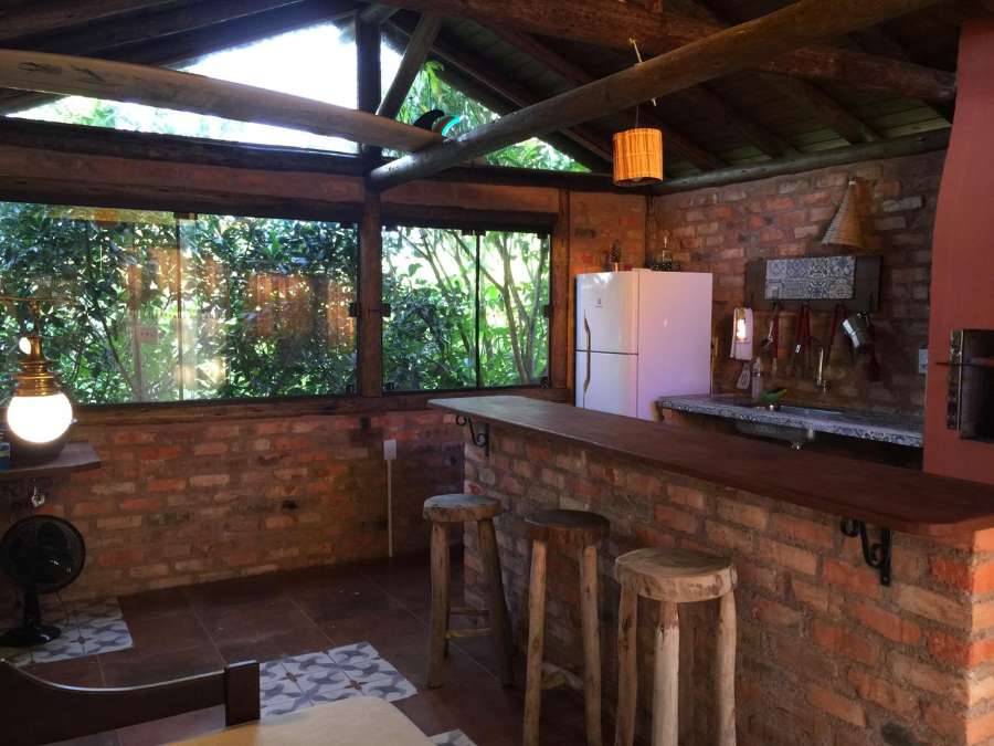 Alquiler De Casas En Praia Do Rosa, Santa Catarina, Brasil - Casa en Temporario en Vicente Lopez con 3 dorm., 4 amb., 150 m2 cubiertos y 800 m2 totales - imagen 19