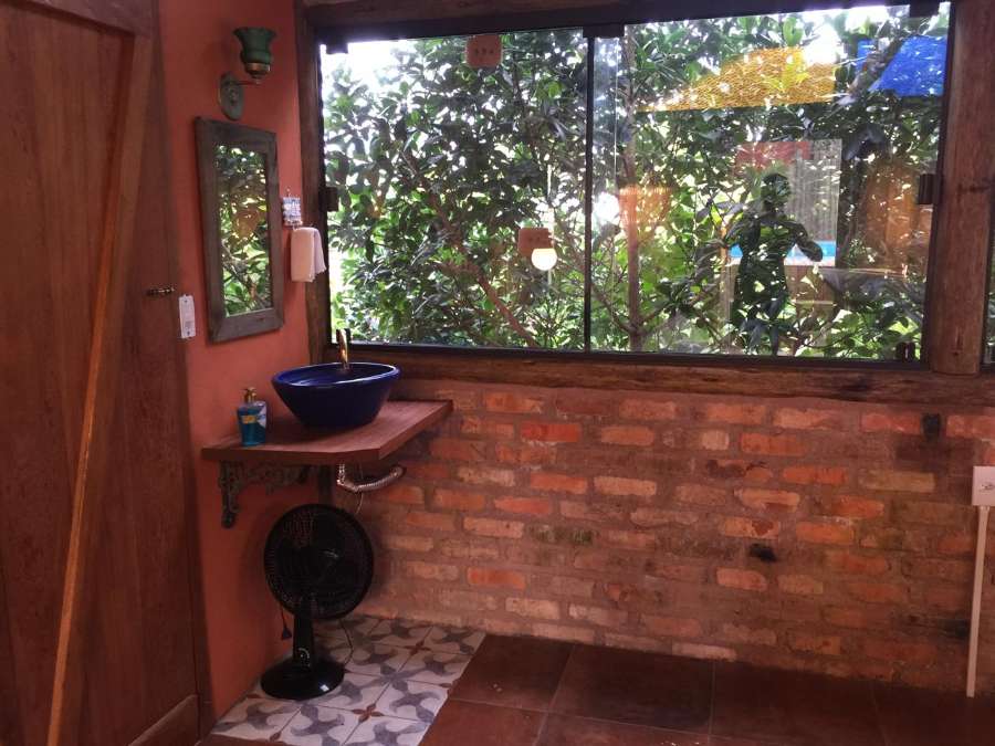 Alquiler De Casas En Praia Do Rosa, Santa Catarina, Brasil - Casa en Temporario en Vicente Lopez con 3 dorm., 4 amb., 150 m2 cubiertos y 800 m2 totales - imagen 23