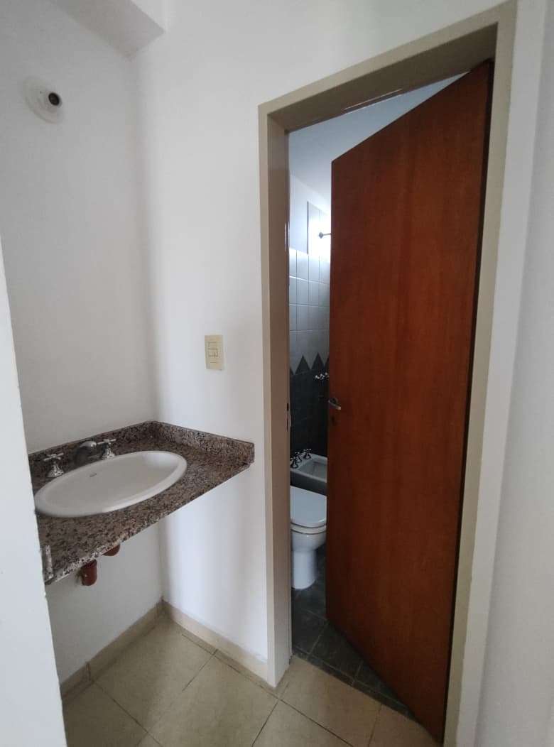 VENDO DEPTO 1 DORM IDEAL PARA INVERSION - Imagen 3