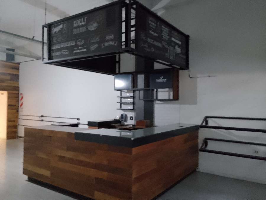 Alquiler De Local Con Entrepiso ,antes Rubro Gastronomico - Local en Alquiler en San Nicolás con 95 m2 cubiertos - imagen 2