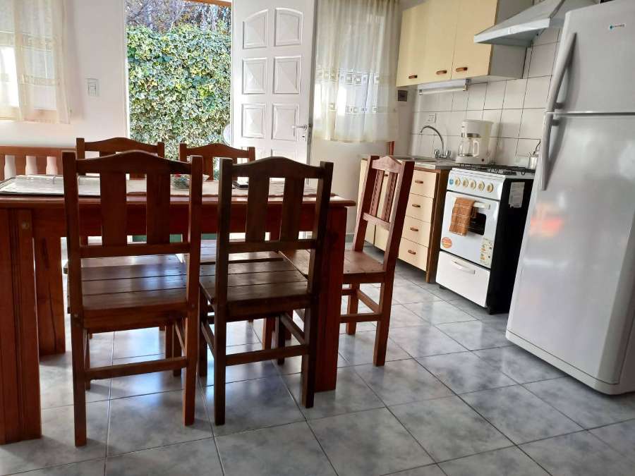 Terreno en Alquiler en Puerto Madryn, · dueño directo · 1 dorm · 1 ambientes · cochera - Imagen 1