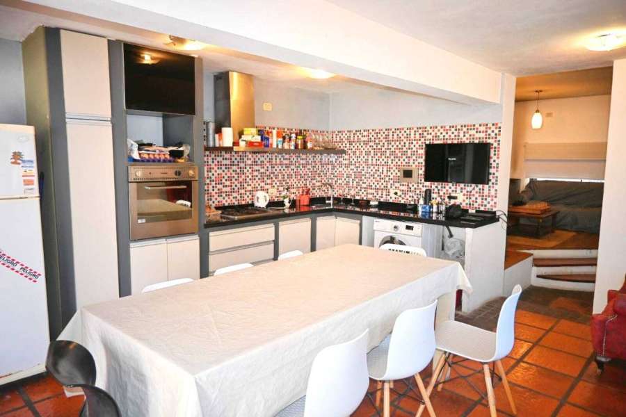 Venta De Casa 4 Ambientes En Banfield - Anticipo Y Cuotas Financiacin Directa - Casa en Venta en Banfield con 3 dorm., 4 amb., 90 m2 cubiertos y 130 m2 totales - imagen 11