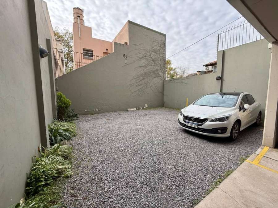 Venta Semipiso De 3 Ambientes Con Balcn Y Cochera Fija En La Lucila, Vicente Lpez - Departamento en Venta en Vicente Lopez con 2 dorm., 3 amb. y 65 m2 cubiertos - imagen 12