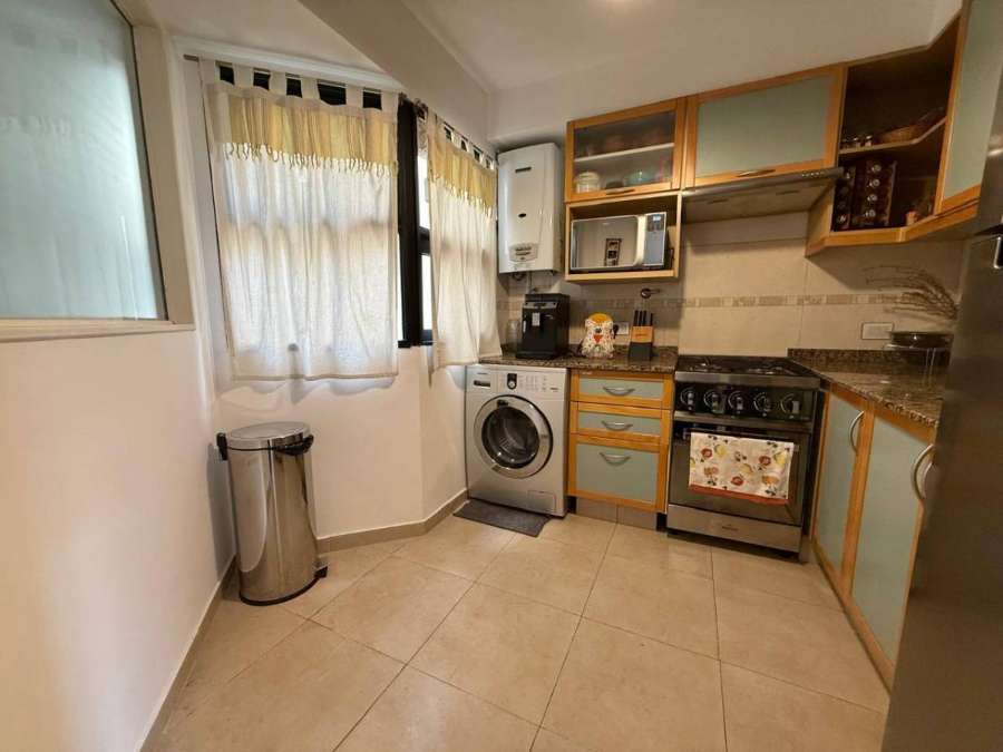 Venta Semipiso De 3 Ambientes Con Balcn Y Cochera Fija En La Lucila, Vicente Lpez - Departamento en Venta en Vicente Lopez con 2 dorm., 3 amb. y 65 m2 cubiertos - imagen 11