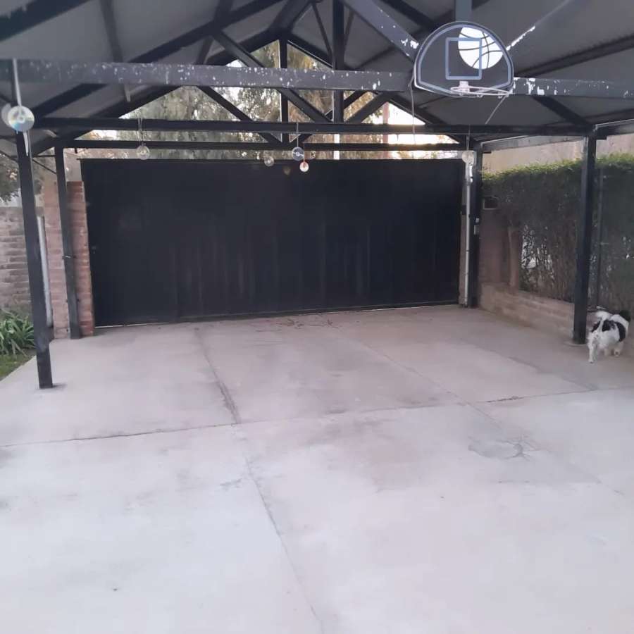 casa por dia, toay centro, equipada para 7 personas, cochera para 2 autos, patios cerrados, - Imagen 5