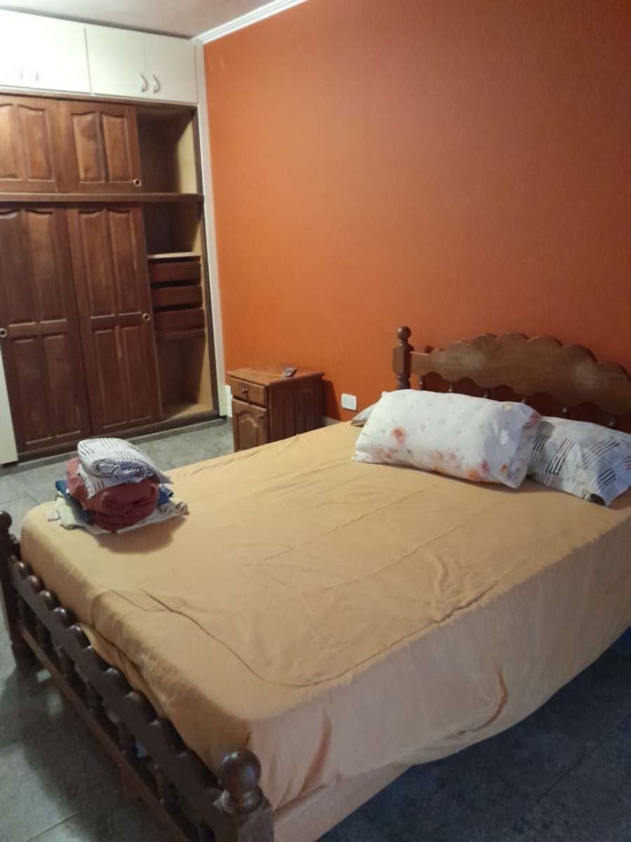 Casa Por Dia, Toay Centro, Equipada Para 7 Personas, Cochera Para 2 Autos, Patios Cerrados, - Casa en Temporario en Toay con 3 dorm., 6 amb., 150 m2 cubiertos y 330 m2 totales - imagen 8