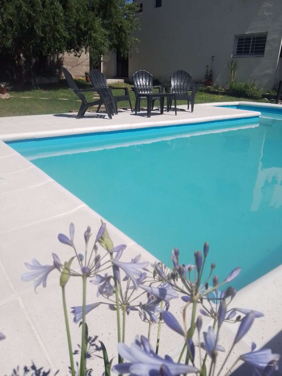 Departamento en Temporario en Villa Carlos Paz con · dueño directo · 1 dorm · cochera · 1 m² de lote - Imagen 3